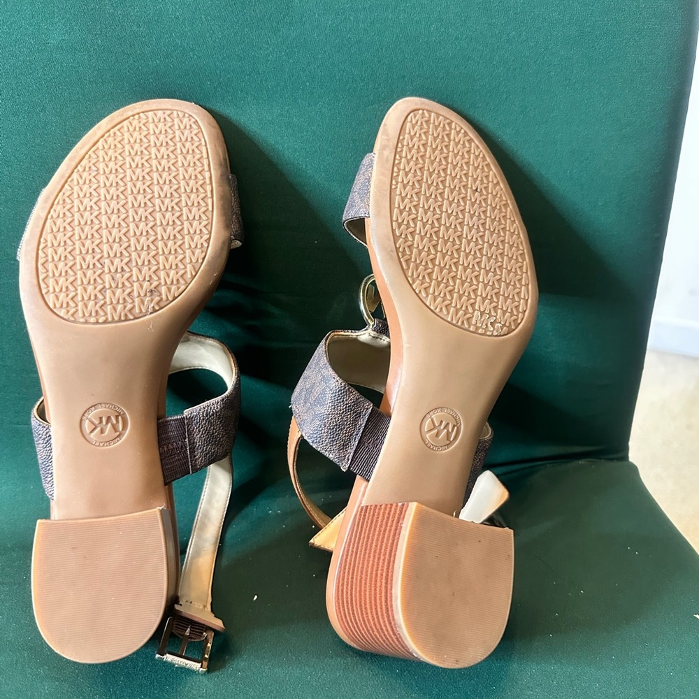 Michael Kors Black and Tan Sandals